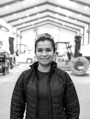 novid johana nieves supply chain manager