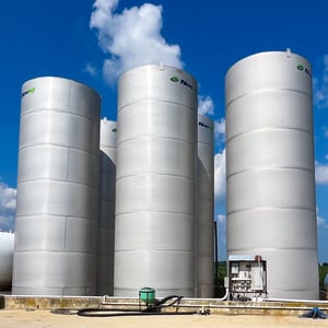 novid tanks_harvest land cooperative_stainless steel liquid fertilizer storage tanks-1